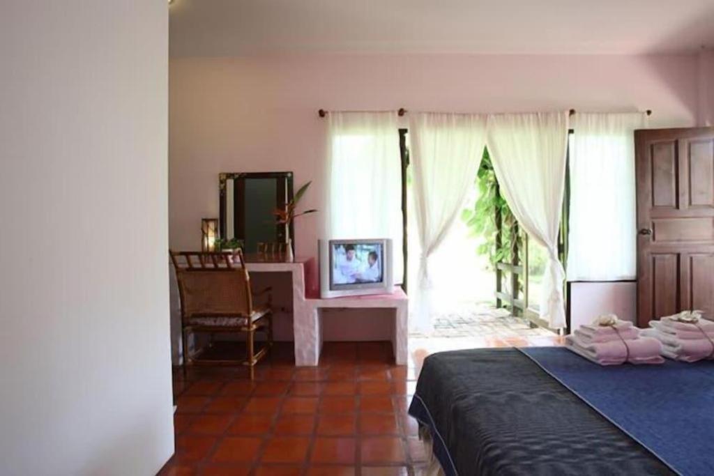 Baan Chuengkao Resort Ranong Exterior foto