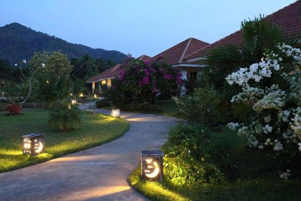 Baan Chuengkao Resort Ranong Exterior foto