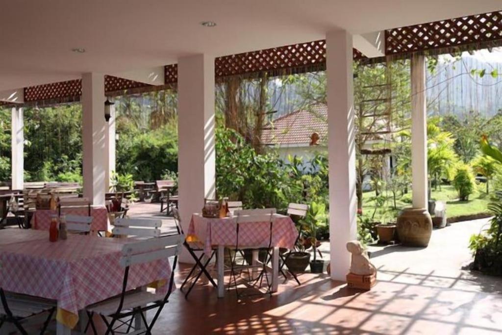 Baan Chuengkao Resort Ranong Exterior foto