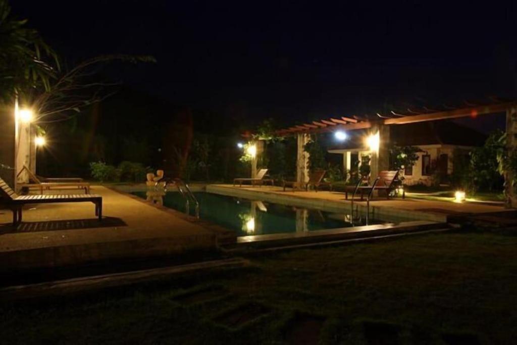 Baan Chuengkao Resort Ranong Exterior foto