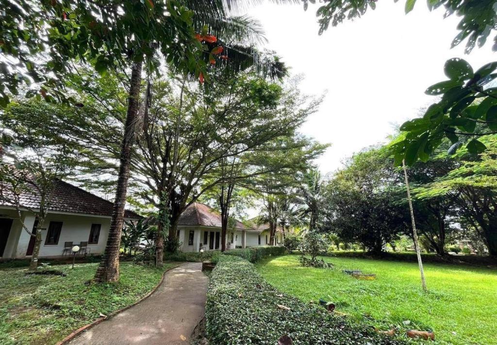 Baan Chuengkao Resort Ranong Exterior foto